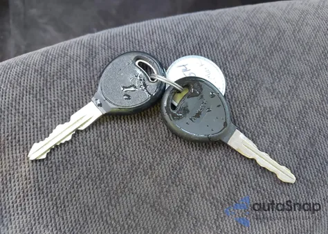 2000 Dodge Intrepid z USA, uszkodzony, nr VIN 2B3HD46R9YH276514